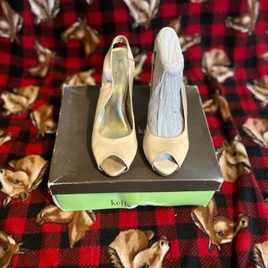 Kelly & Katie Size 10 satin 5.5 “ heel